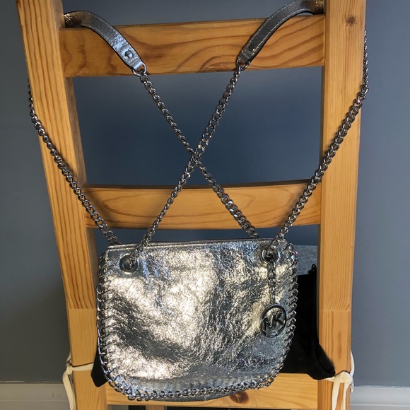 Michael Kors Handbags - Michael Kors Silver Cross Body Purse